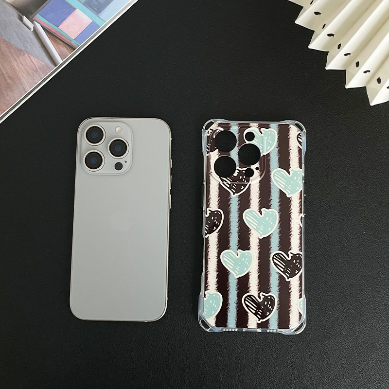 iPhone 16Pro Striped Heart Print Phone Case